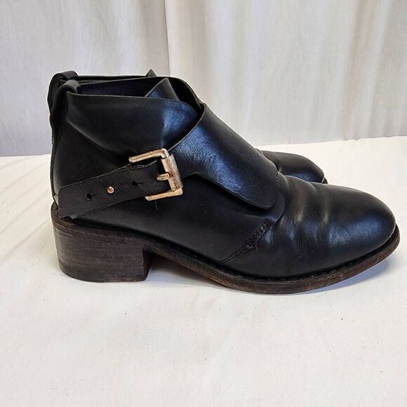 Rag & Bone Black Leather Ankle Booties Buckle Boots Womens Size 7 - Picture 4 of 11